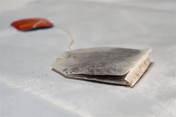 たった数十円でできる！ナメクジ対策に効くキュウリのスライス作戦